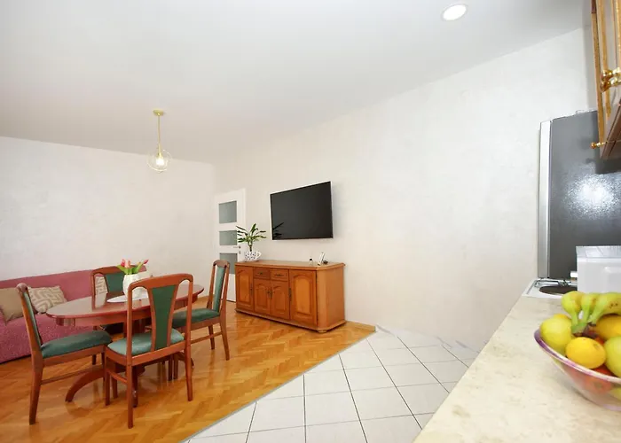 16 Apartment Makarska